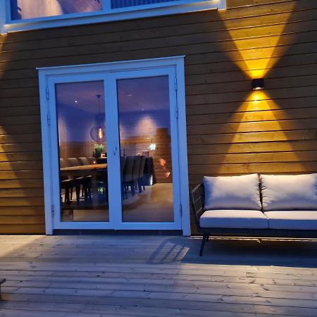 Villa Rorbu Ved Sjoen Bud Exterior foto