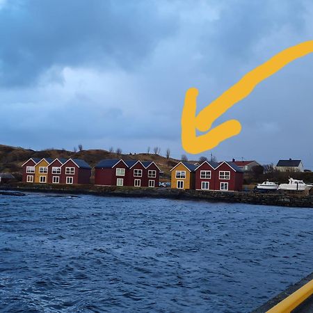 Villa Rorbu Ved Sjoen Bud Exterior foto