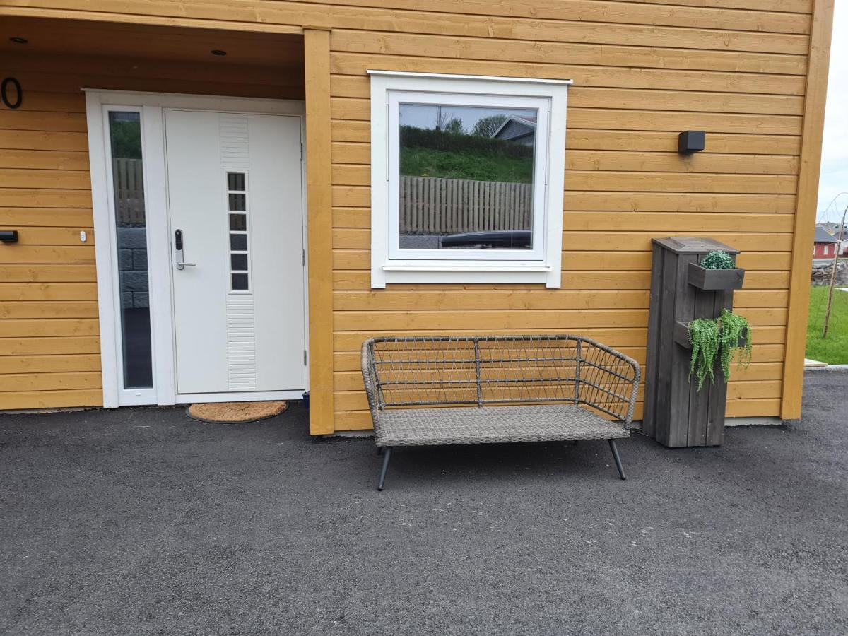 Villa Rorbu Ved Sjoen Bud Exterior foto